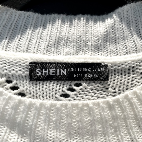 Lace white top / sweater with ruching details at the cuffs and lace sleeves - Picture 4 of 6